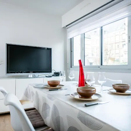 Appartement Aux Jardins De L'hotel De - Hypercentre Avec Parking Prive