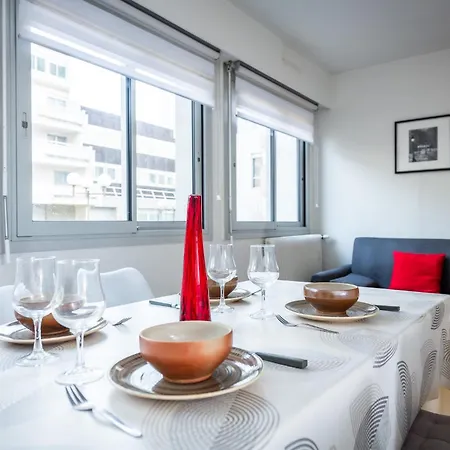 Appartement Aux Jardins De L'hotel De - Hypercentre Avec Parking Prive Rouen