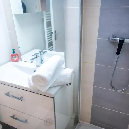 Aux Jardins De L'hotel De - Hypercentre Avec Parking Prive * Rouen