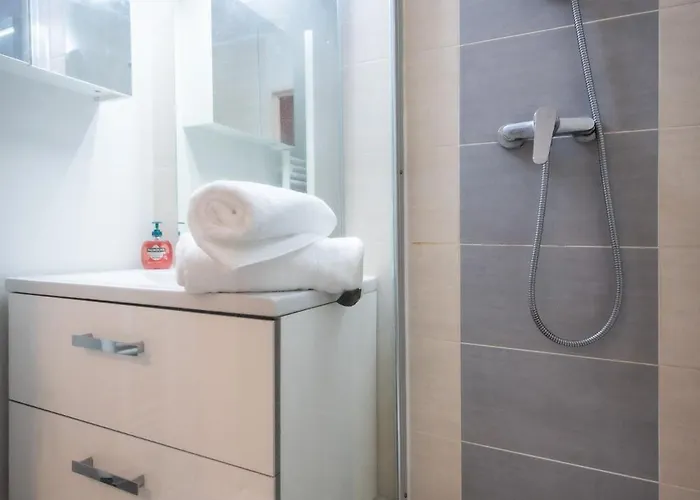 Aux Jardins De L'hotel De - Hypercentre Avec Parking Prive *