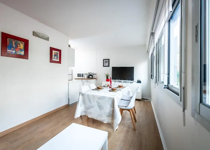 Aux Jardins De L'hotel De - Hypercentre Avec Parking Prive 鲁昂