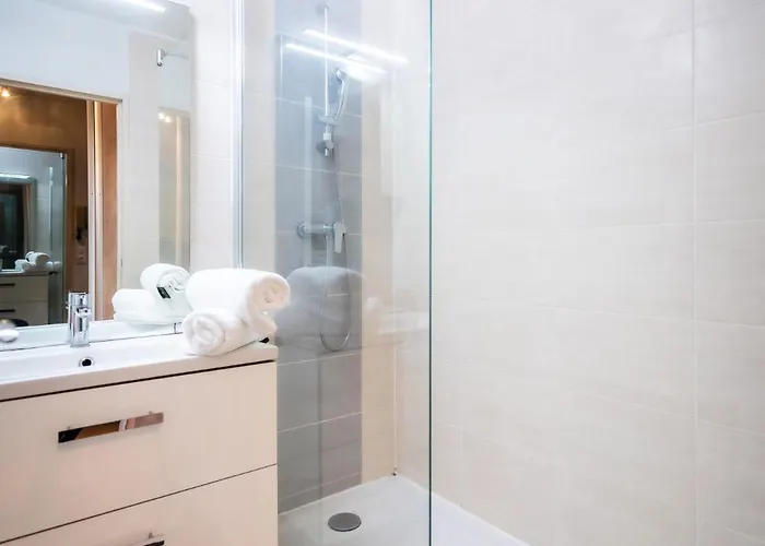 公寓 Aux Jardins De L'hotel De - Hypercentre Avec Parking Prive 鲁昂